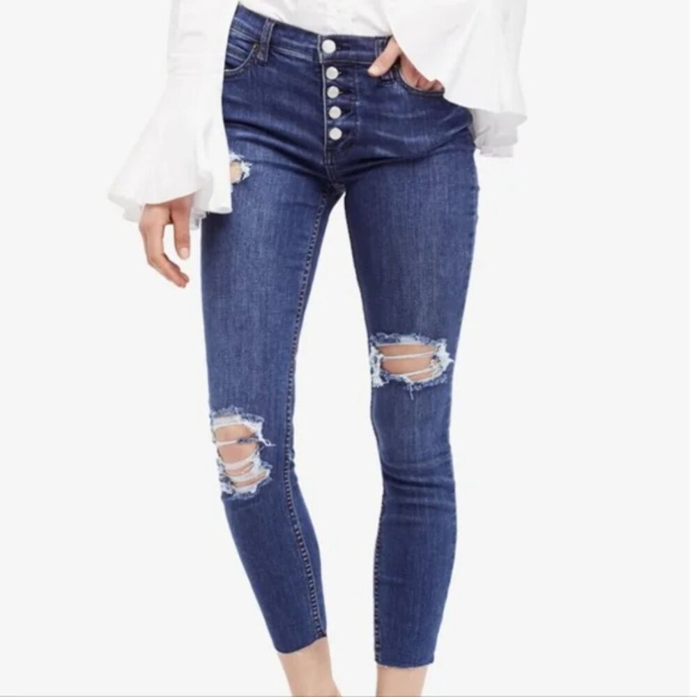 Free People Exposed Button Fly‎ Distressed Raw Hem Ankle Jeans Womens size W29 M